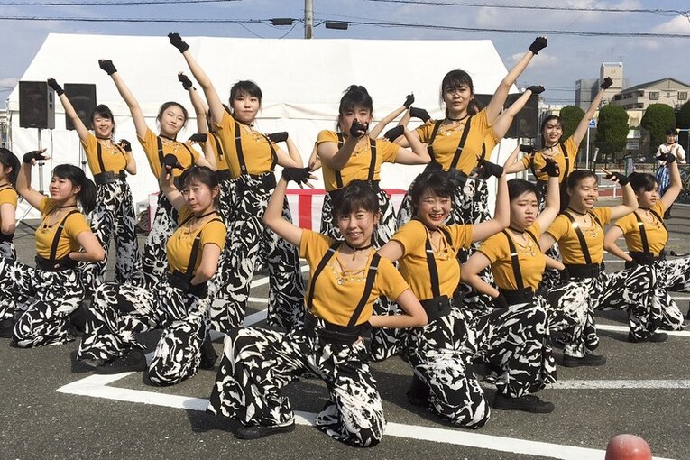 精華女子高等学校ダンス部
