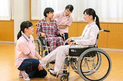 車いす介助